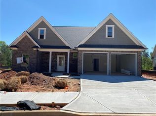 1760 Nestledown Dr, Cumming, GA 30040