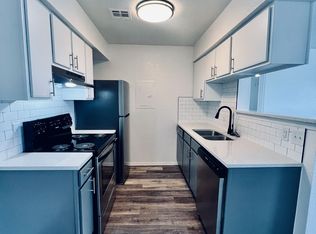 Alameda Pointe, Norman, OK 73071
