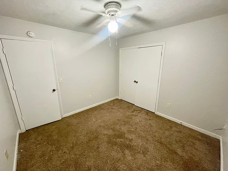 176 Bellegrove Cir — Photo 9
