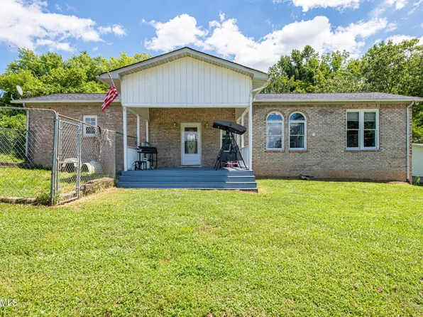 342 Riverview Dr, Clinton, TN 37716
