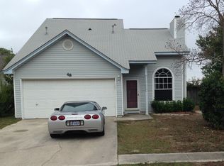 48 Ruby Cir, Mary Esther, FL 32569