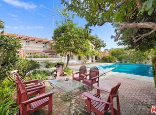 311 Amalfi Dr, Santa Monica, CA 90402