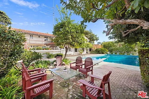 311 Amalfi Dr Photo 1