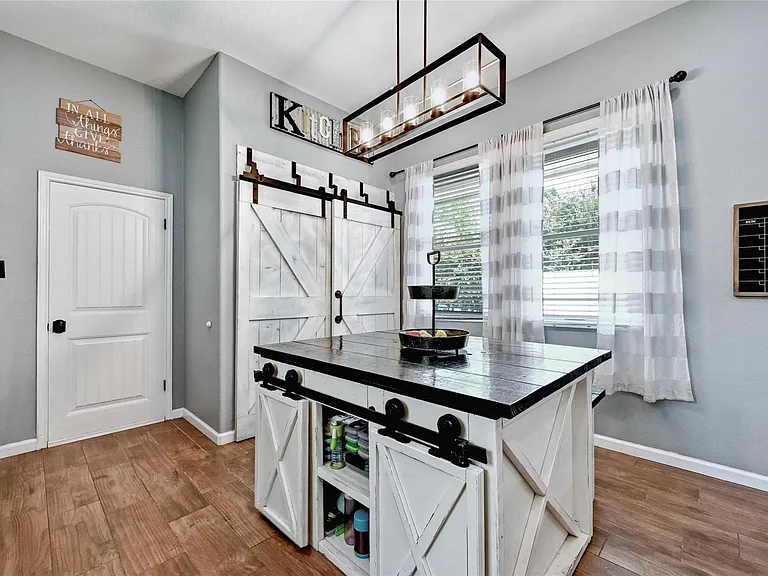 3012 Rochelle Dr — Photo 11