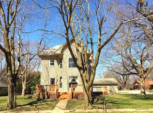 701 Locust St, La Porte City, IA