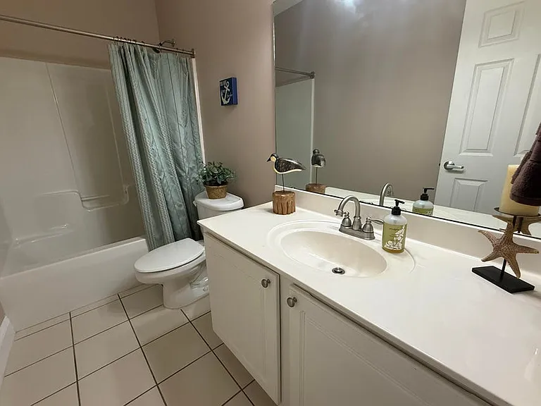 5 Laguna St #104 — Photo 18
