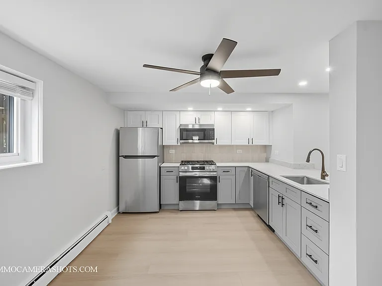 143 Ann St #1S — Photo 9