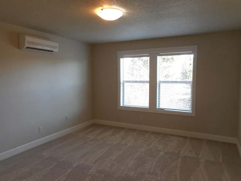 1555 Dolores Way SE — Photo 16