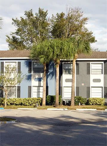 2565 N Alafaya Trl #128 — Photo 1