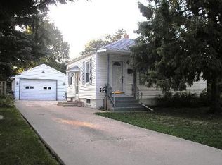 104 N Wisconsin Ave, Addison, IL 60101