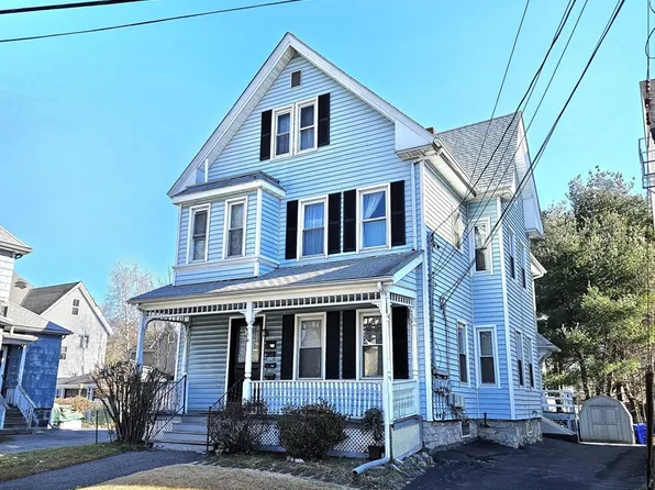8 Bow St, Taunton, MA 02780