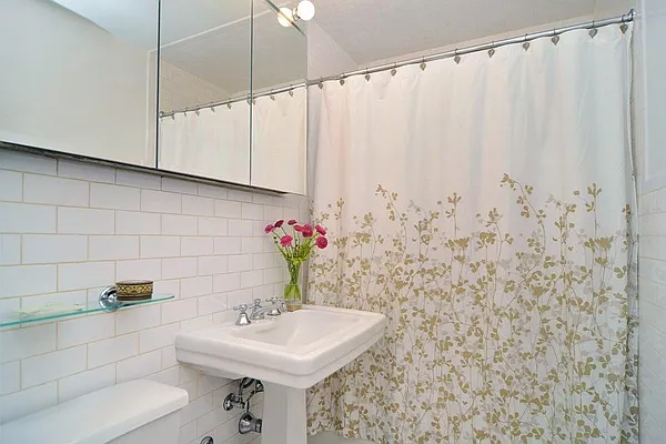 Sold by Corcoran | media 25