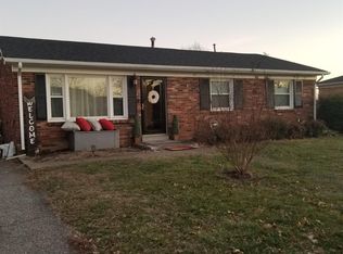 1876 Charlbury Ct, Lexington, KY 40505