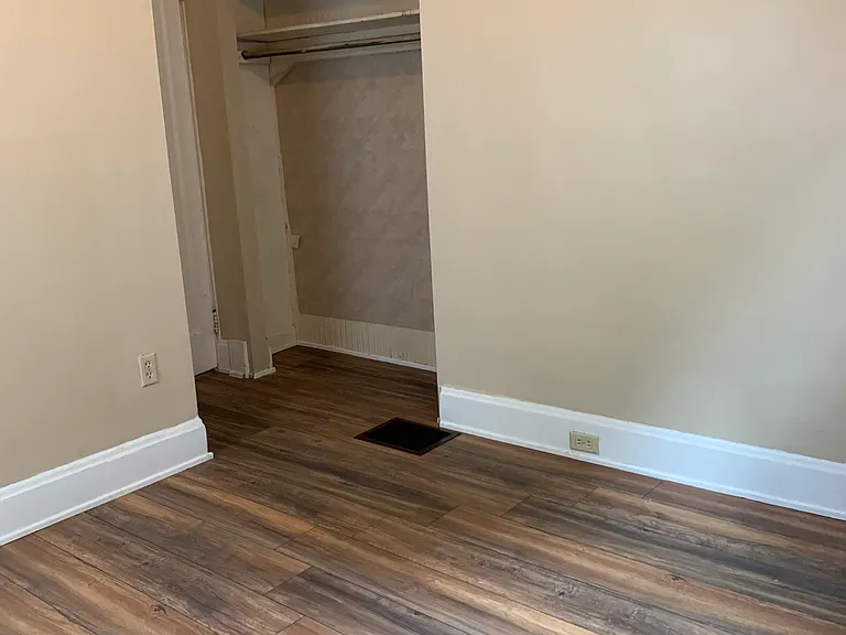 1236 Gilsey Ave #1 — Photo 14