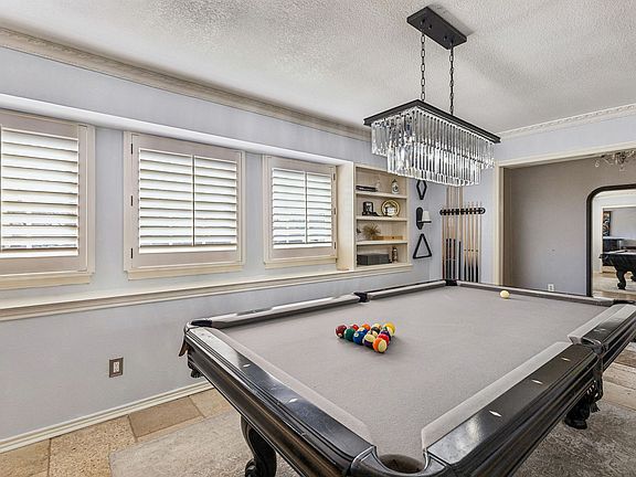 3rd image of 7619 Spring Valley Rd