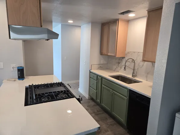 1832 Roanoke Ave, Redding, CA 96001