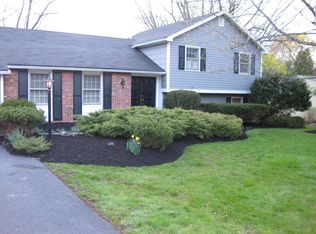 413 Mendon Rd, Pittsford, NY 14534