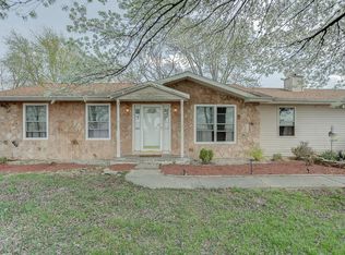 13457 Lee Rd, Trenton, IL 62293