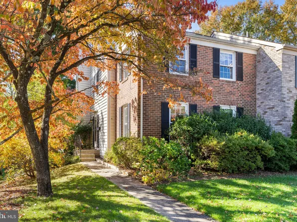 2110 Sandy Ct, Crofton, MD 21114