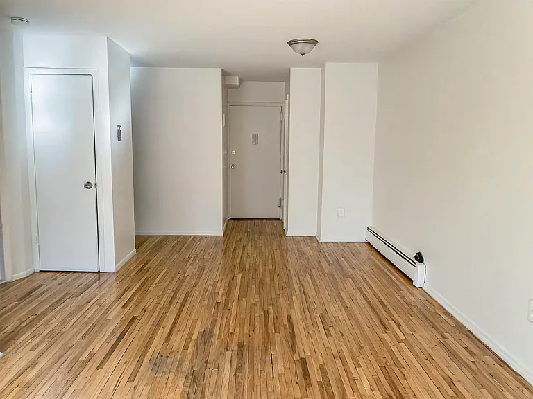 87-06 Pitkin Ave #B1 — Photo 3