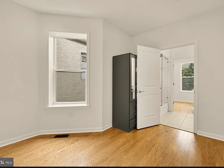 760 Gresham Pl NW #5164696158 — Photo 26