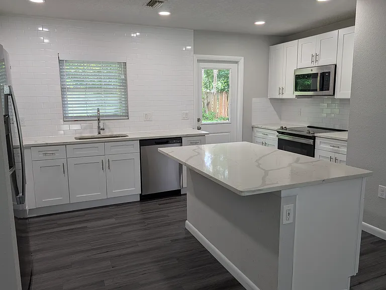 3209 W Leila Ave — Photo 7