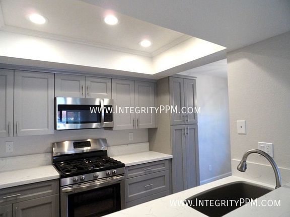 3rd image of 9370 Twin Trails Dr Unit 202