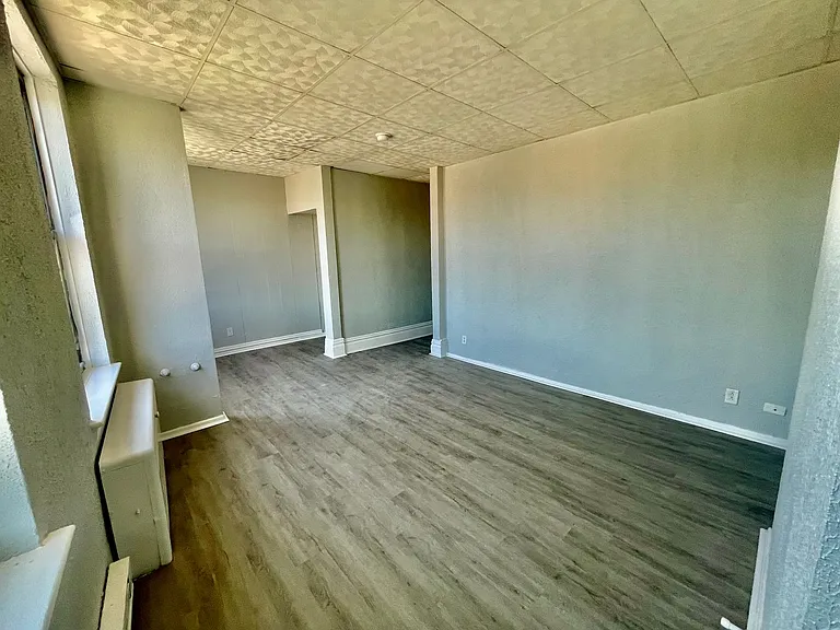 810 Amity Street — Photo 18