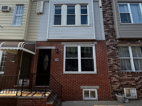 149 Gladstone St, Philadelphia, PA 19148