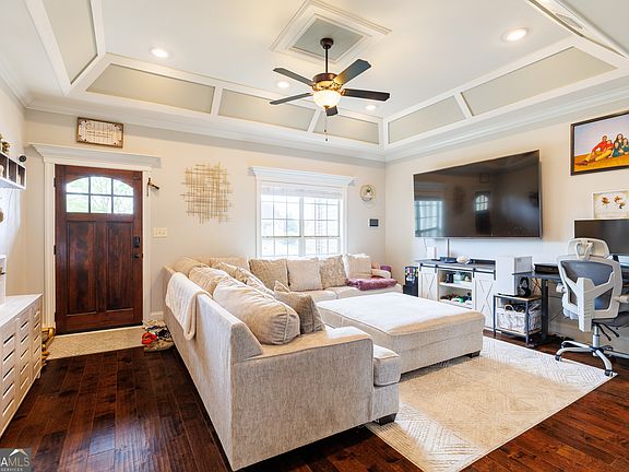 3rd image of 4192 Bowen Way