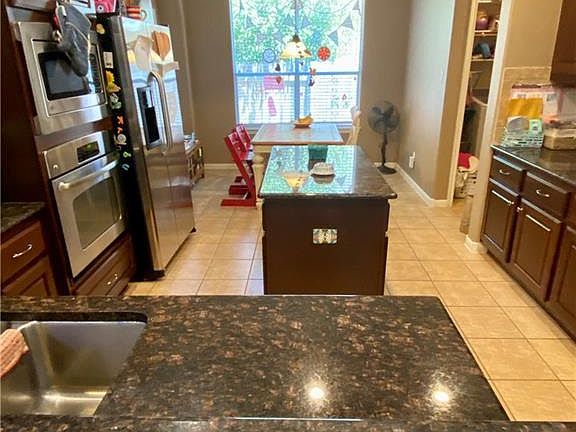 5th image of 7909 Wisteria Valley Dr