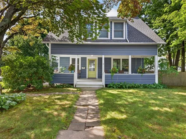 58 Hyland Ave, East Greenwich, RI 02818
