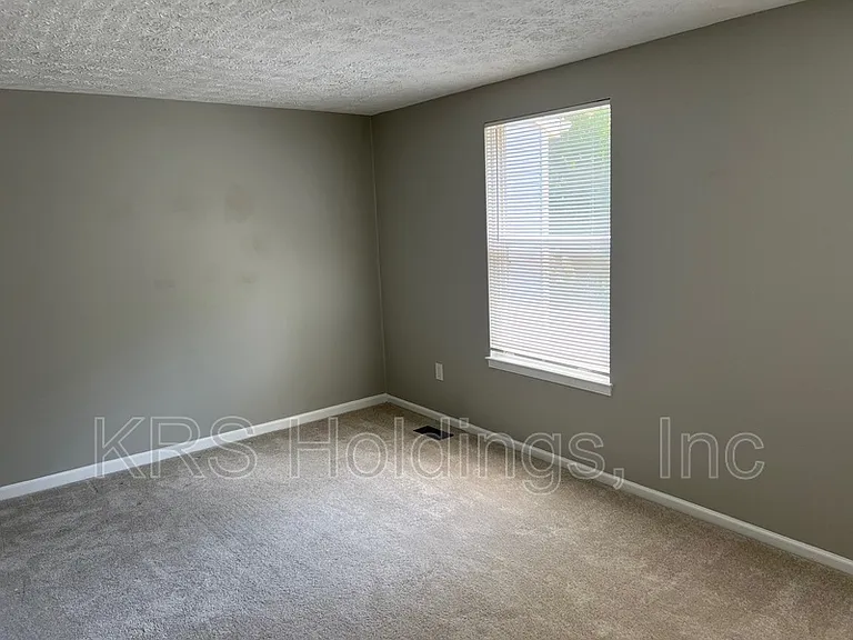 14582 Olde Kent Rd — Photo 18