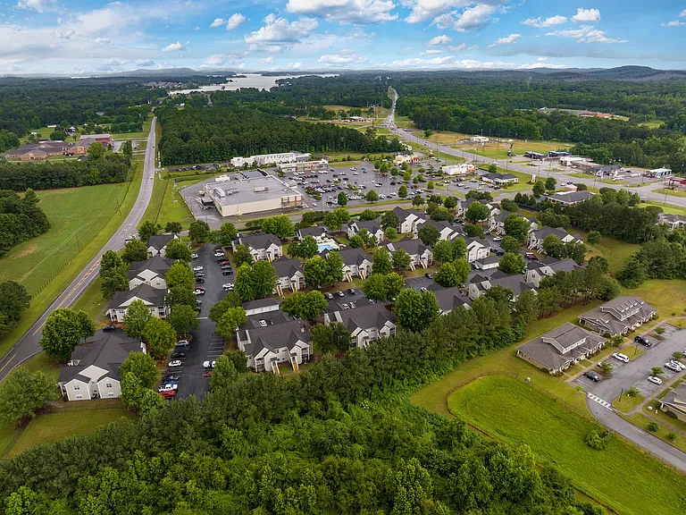 Maple Village Apartments — Photo 38