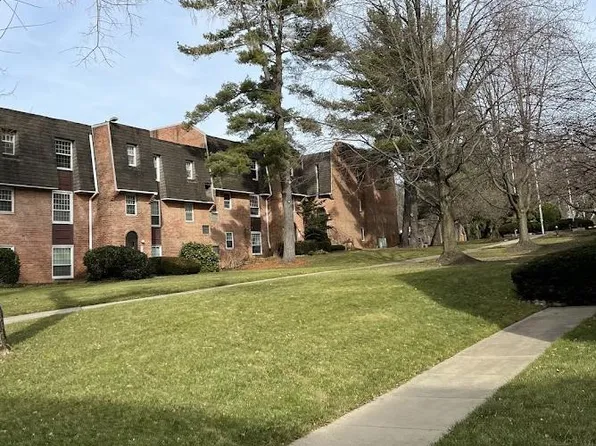 4000 Gypsy Ln Unit 550, Philadelphia, PA 19129