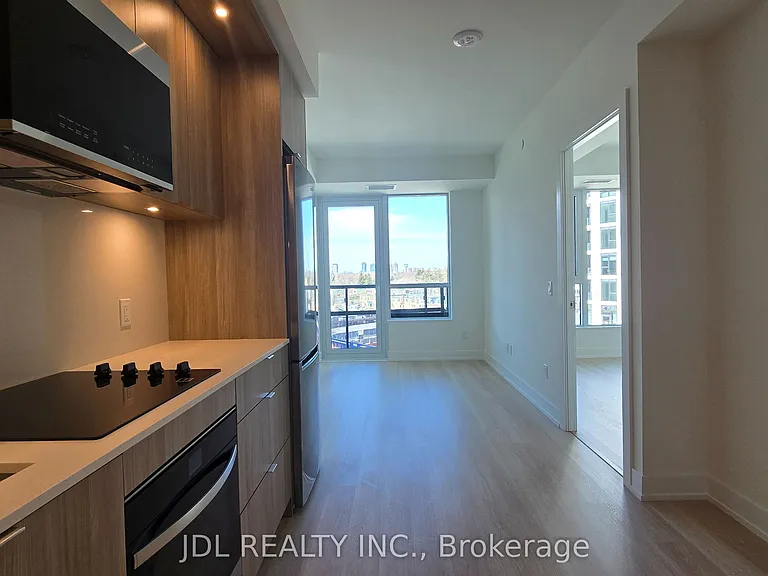 60 Central Park Dr #807 — Photo 10