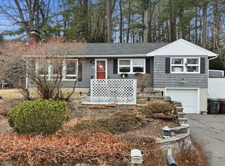 11 Laurel Ter, Westfield, MA 01085