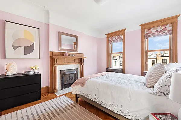 Sold by Compass | media 20