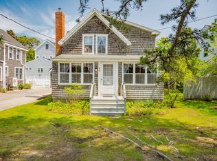 88 Grove St, Wells, ME 04090