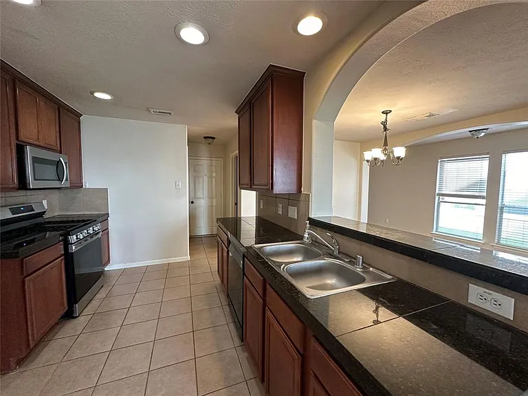 10903 Tobar Falls Cir — Photo 6