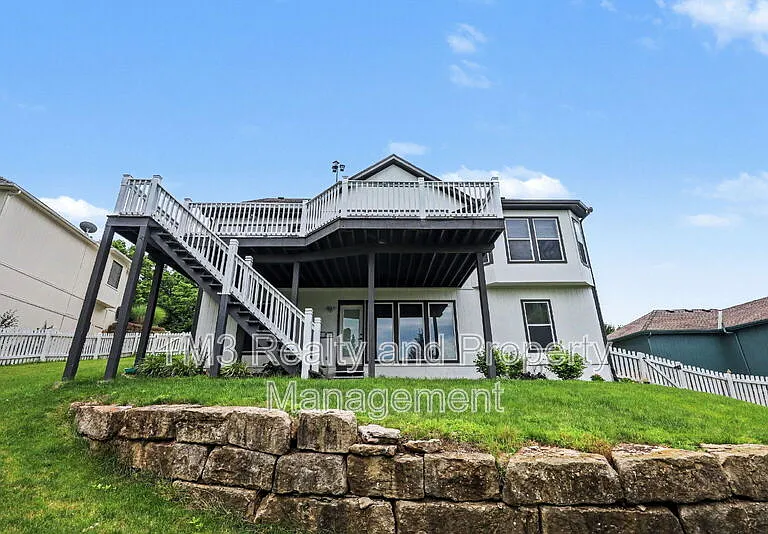 5605 NE Coral Dr — Photo 28