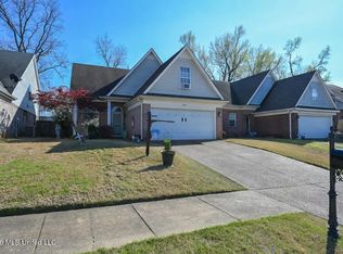 9737 Dogwood Ct W, Olive Branch, MS 38654
