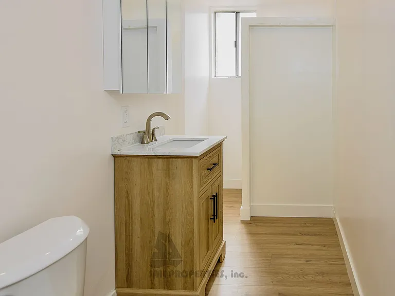 9618 Pauline Dr — Photo 15