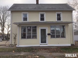 1420 Caroline St, Pekin, IL