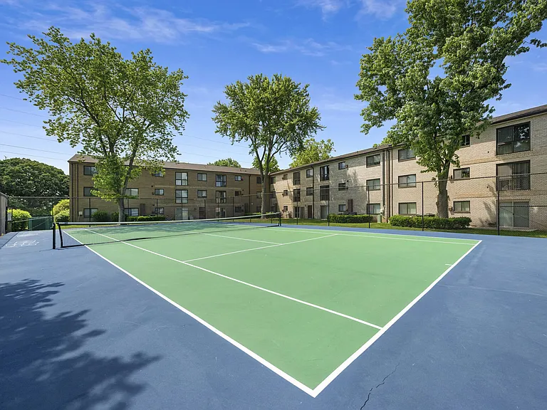 Rose Hill Apartments — Photo 14