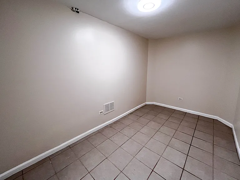 2237 N Kedzie Blvd #G — Photo 14