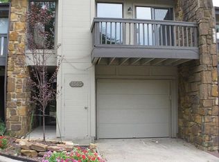 1563 S Riverside Dr, Tulsa, OK 74119