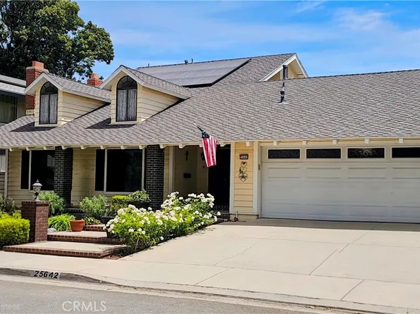 25642 Chimney Rock Rd, Santa Clarita, CA 91355