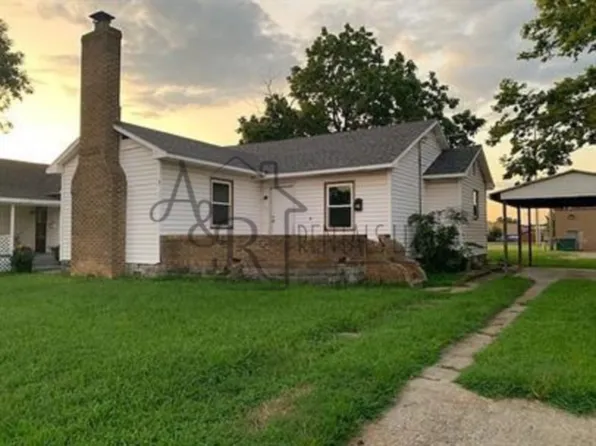 110 W 10th St, Pittsburg, KS 66762