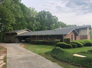 391 Addington Dr, Toccoa, GA 30577